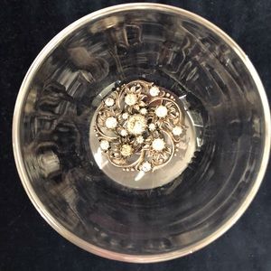 ✨Vintage✨ Cora/Cara Rhinestone Brooch